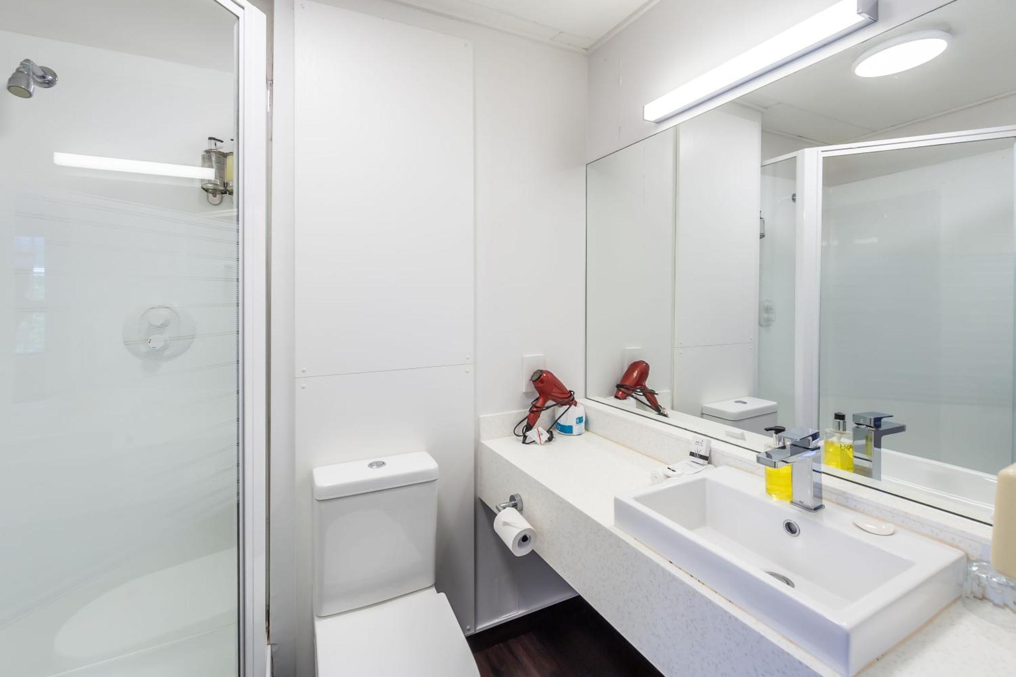 The Ashley Hotel Greymouth Bagian luar foto